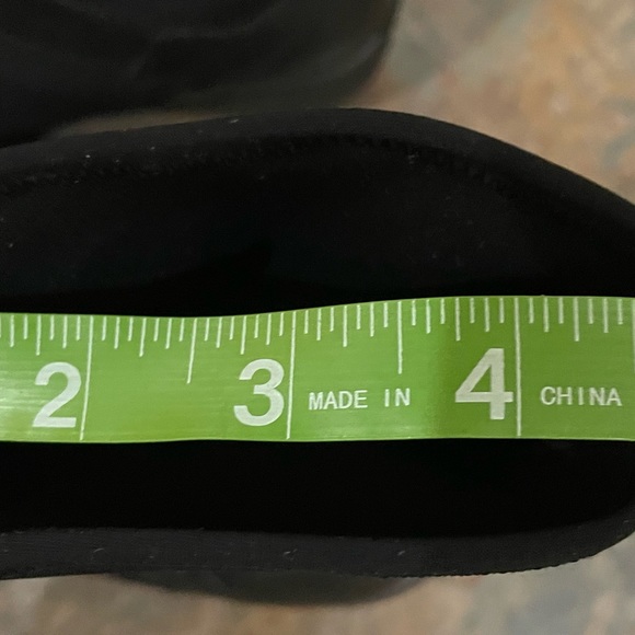 ECCO Gore-Tex Ankle Boot - Picture 8 of 10